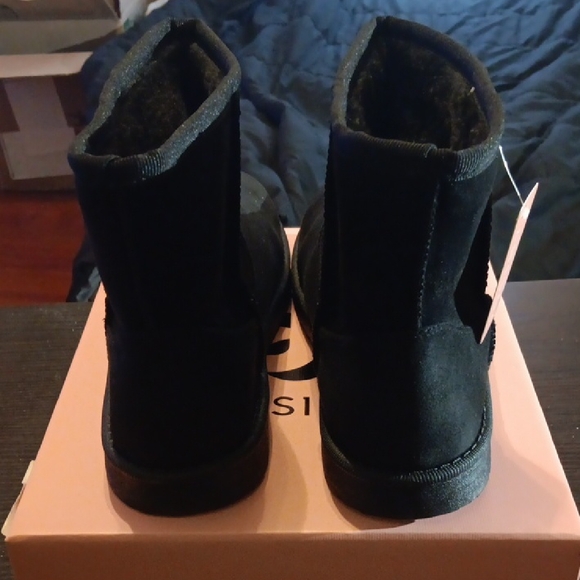 Josiny Womens Black Boots With Fur Inside Size 10 NWT & BOX - Picture 4 of 8